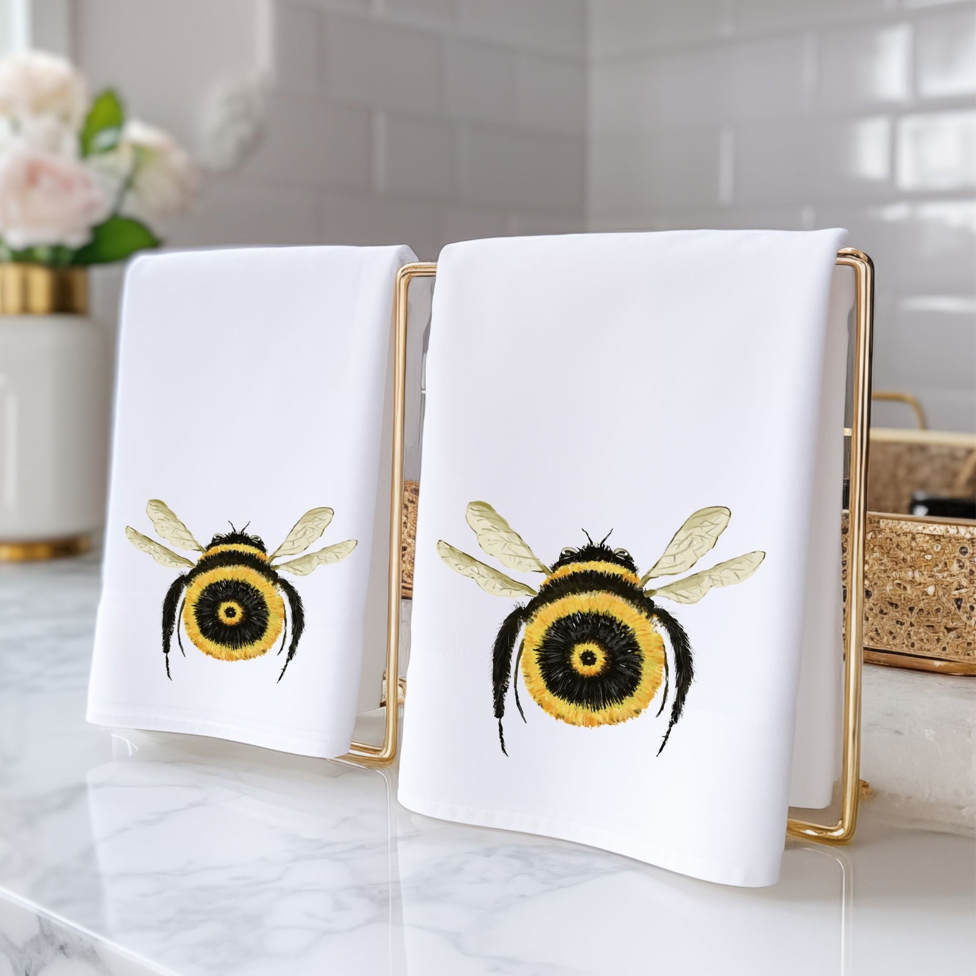 Bumblebee Bathroom Towel - MerikaArt