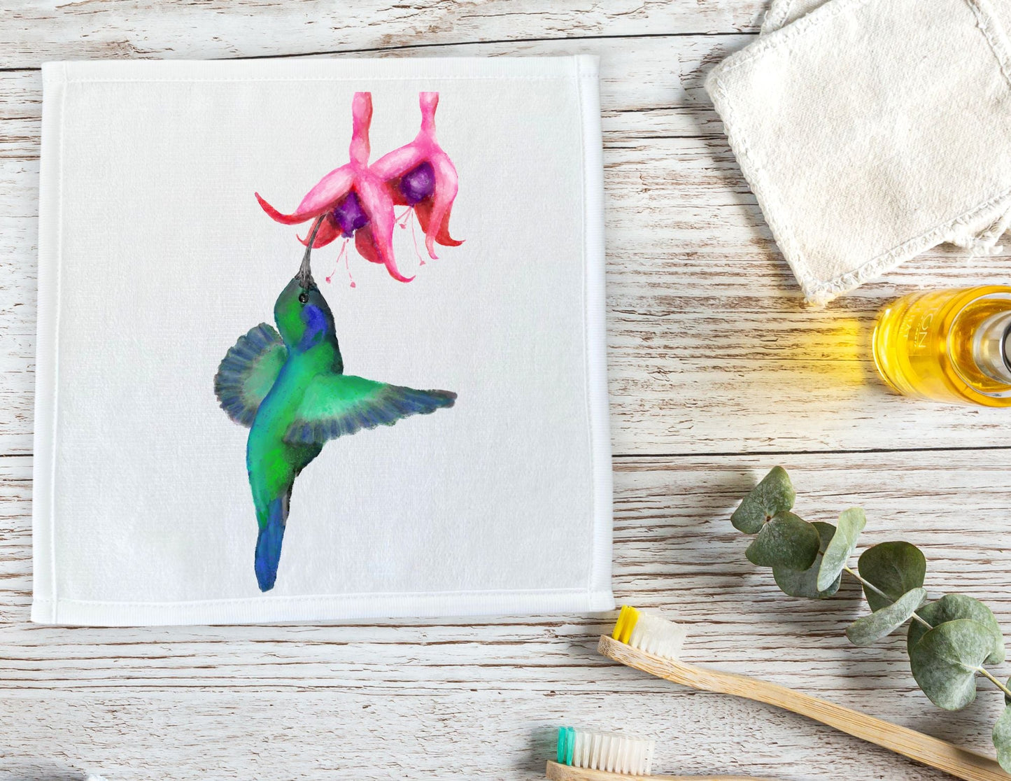 Graceful Hummingbird Washcloth – A Nature Lover's Delight - MerikaArt