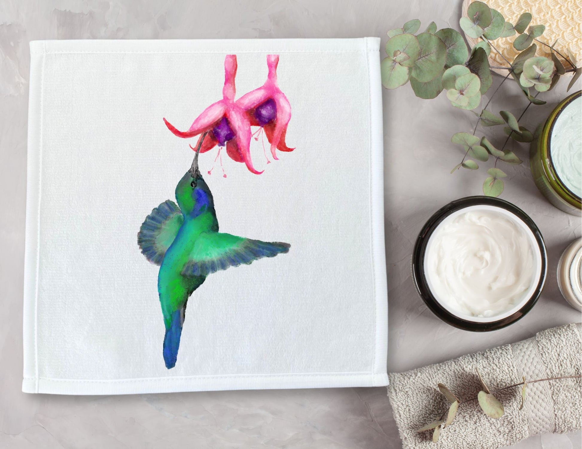 Graceful Hummingbird Washcloth – A Nature Lover's Delight - MerikaArt
