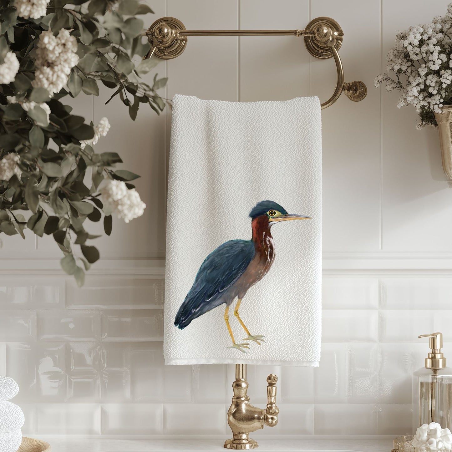 Green Heron Bird Bathroom Towel - MerikaArt