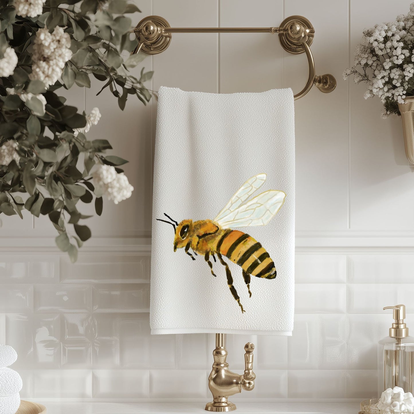 Honeybee Bathroom Towel - MerikaArt