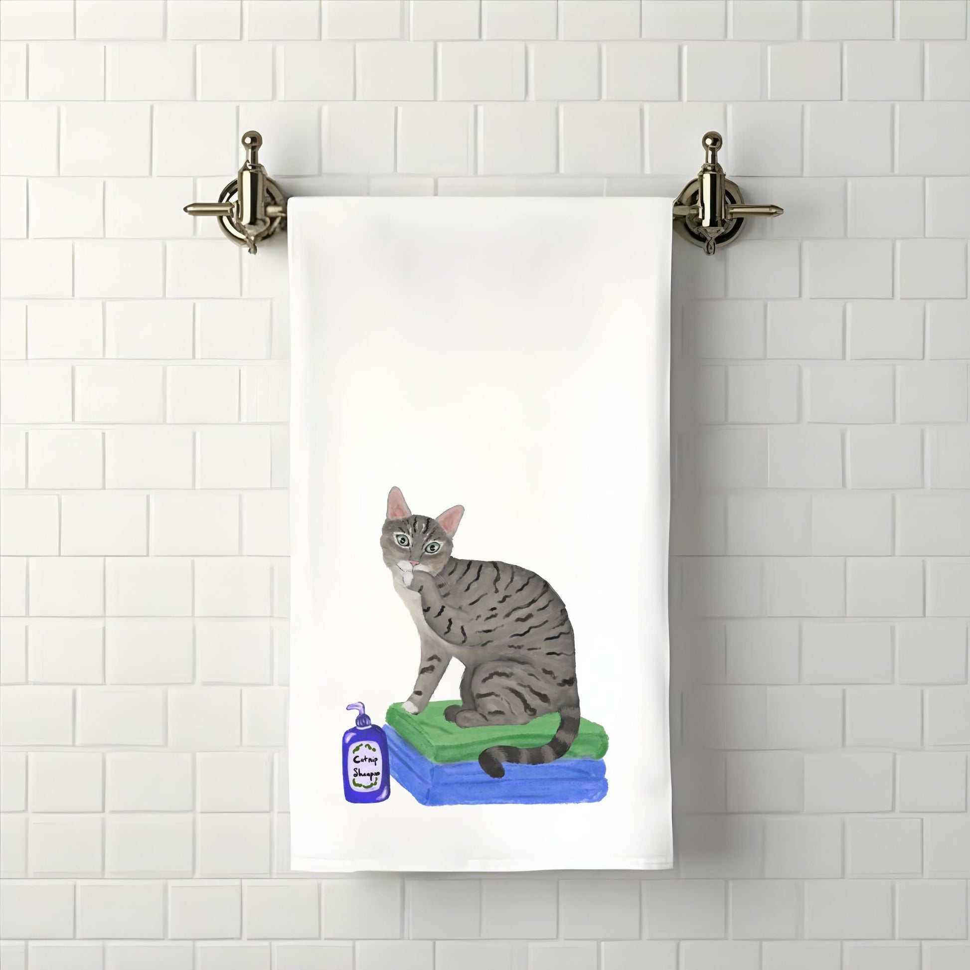 Tabby Cat on Towels Bathroom Towel - MerikaArt