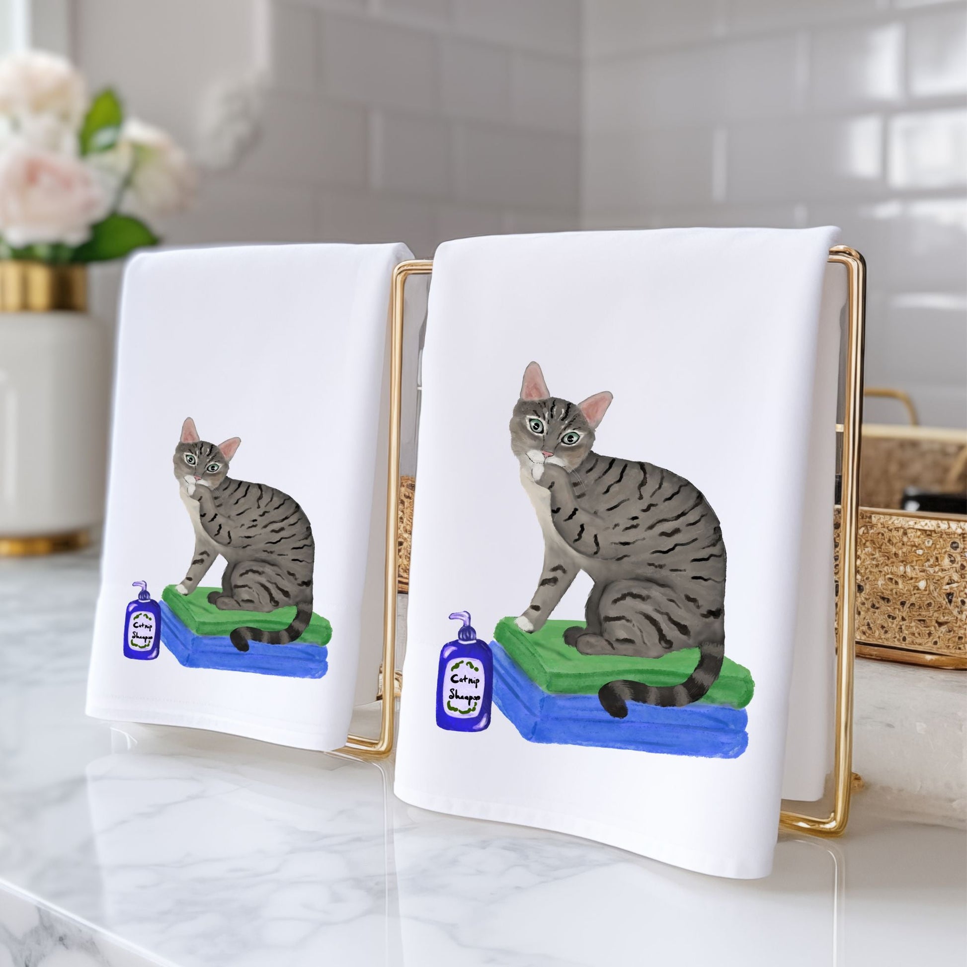 Tabby Cat on Towels Bathroom Towel - MerikaArt