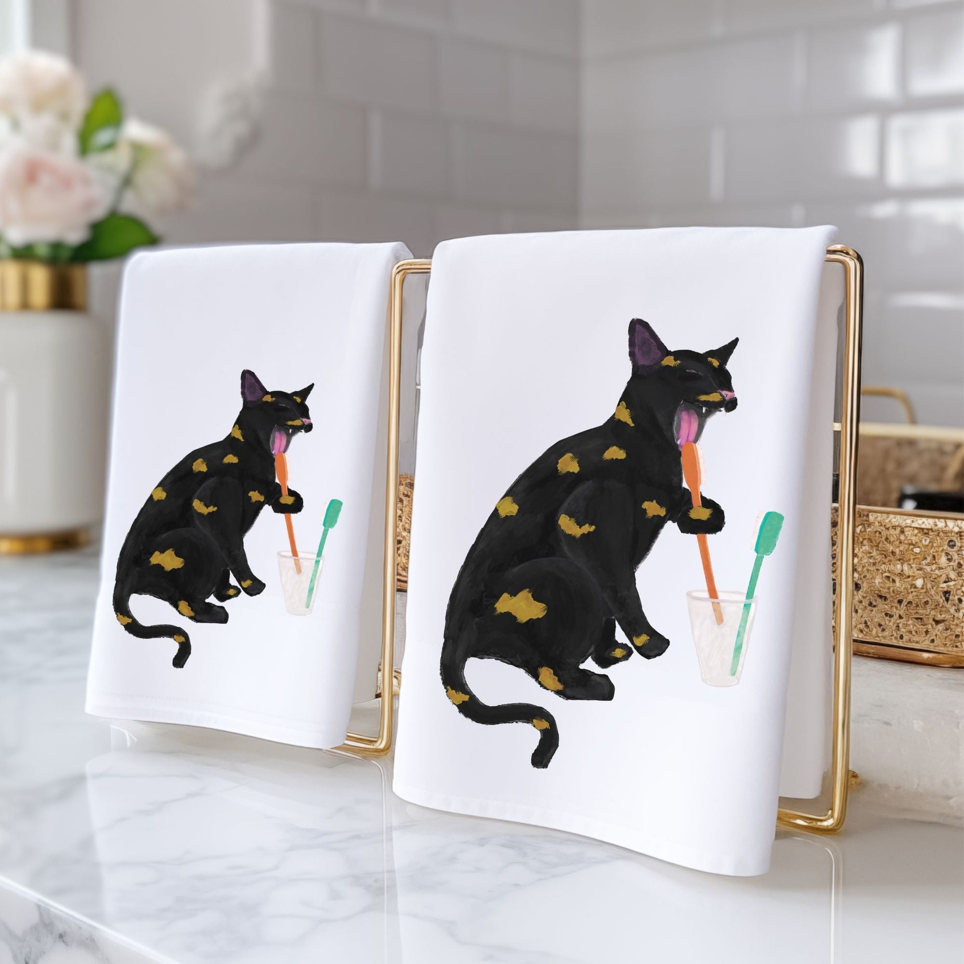 Tortoiseshell Cat Toothbrush Bathroom Towel - MerikaArt