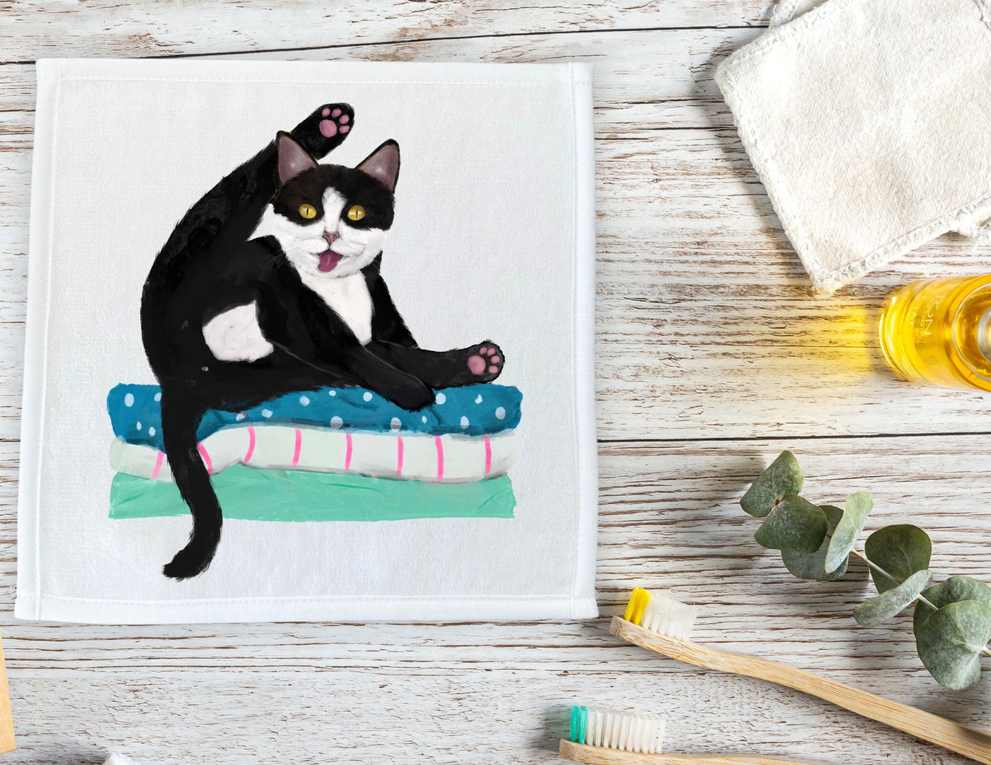 Tuxedo Cat Stretch Washcloth - MerikaArt
