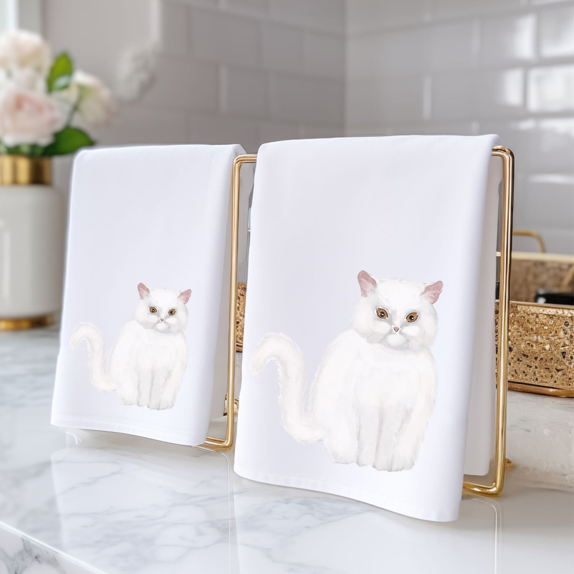 White Persian Cat Bathroom Towel - MerikaArt