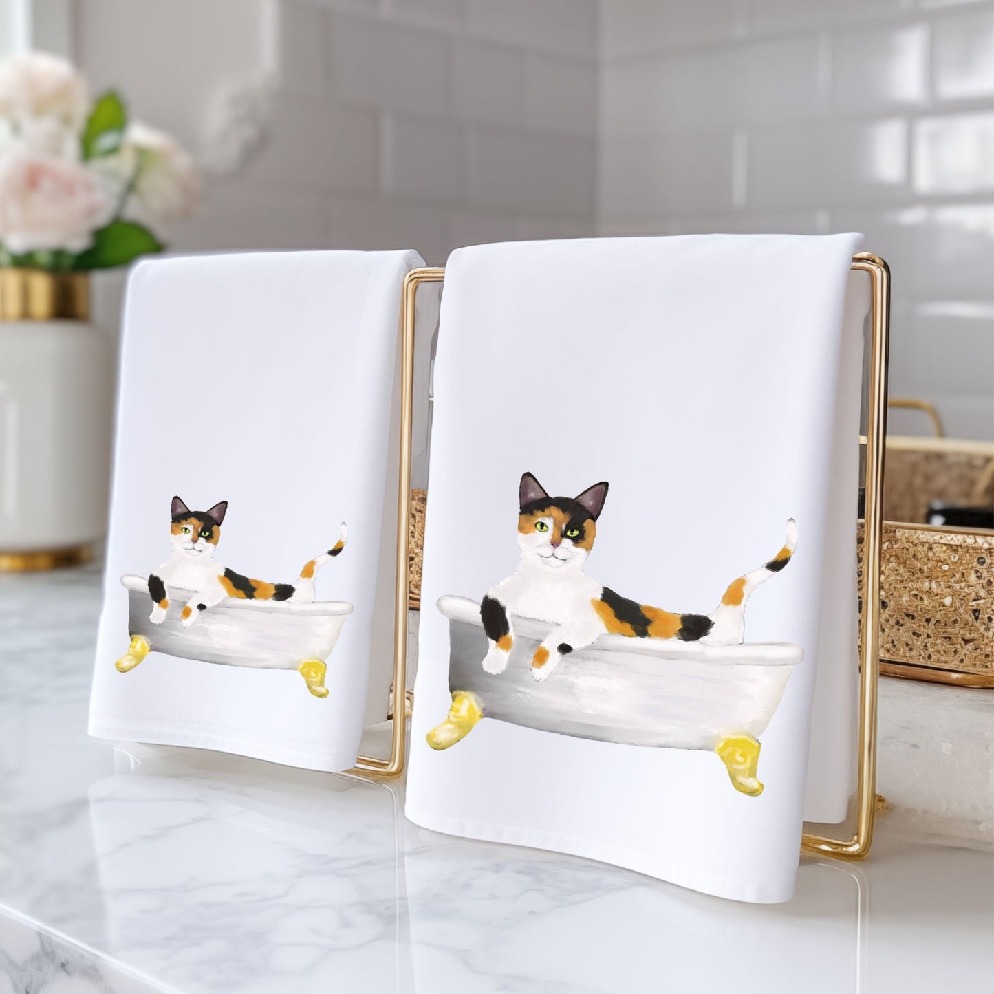 Calico Cat Bathtub Towel - MerikaArt
