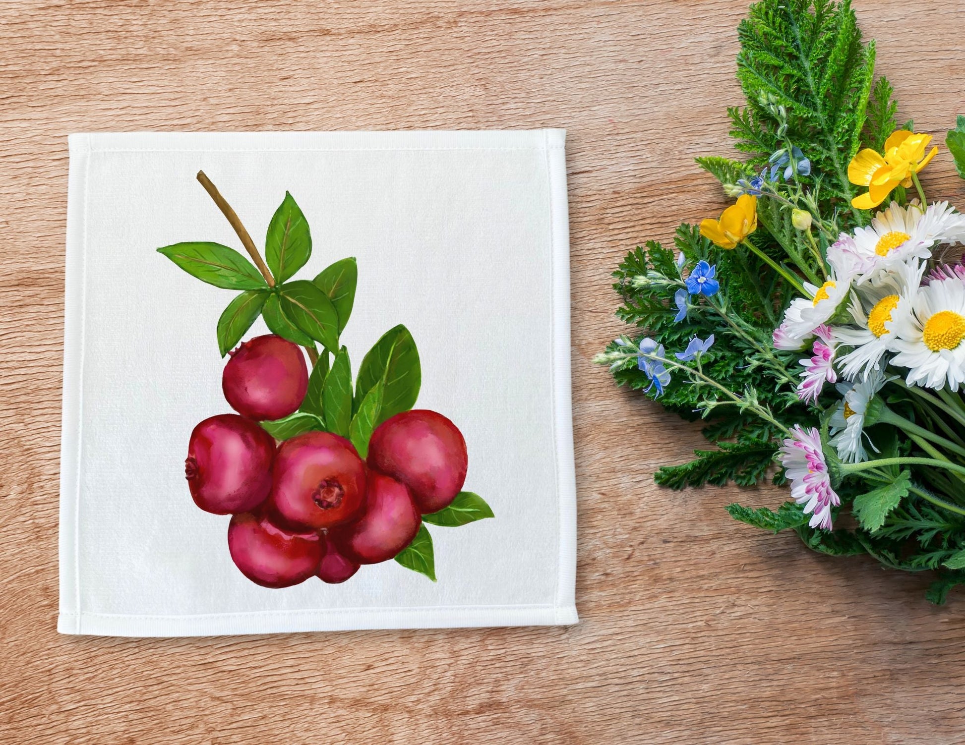 Cranberry Washcloth - MerikaArt