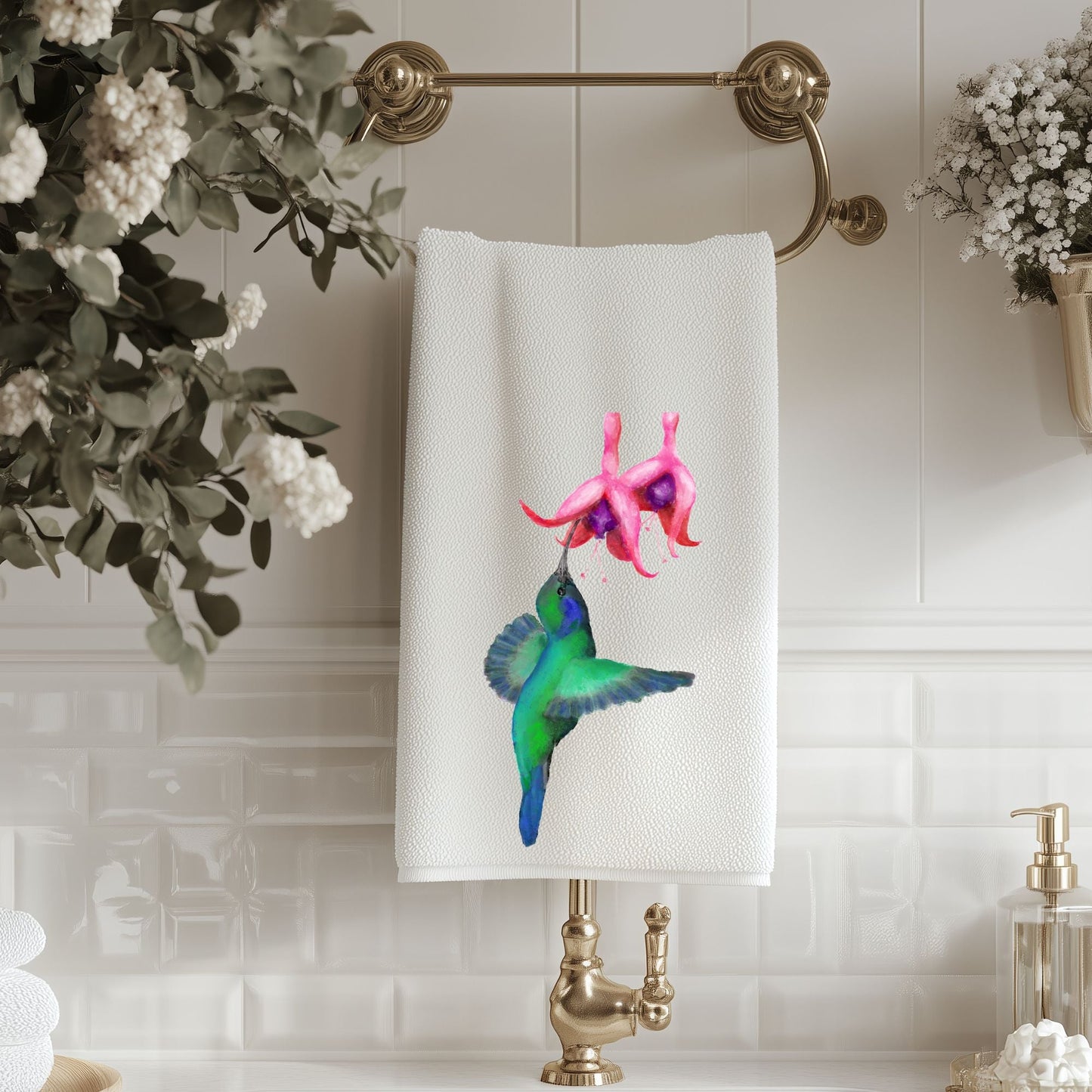 Hummingbird Bathroom Towel - MerikaArt
