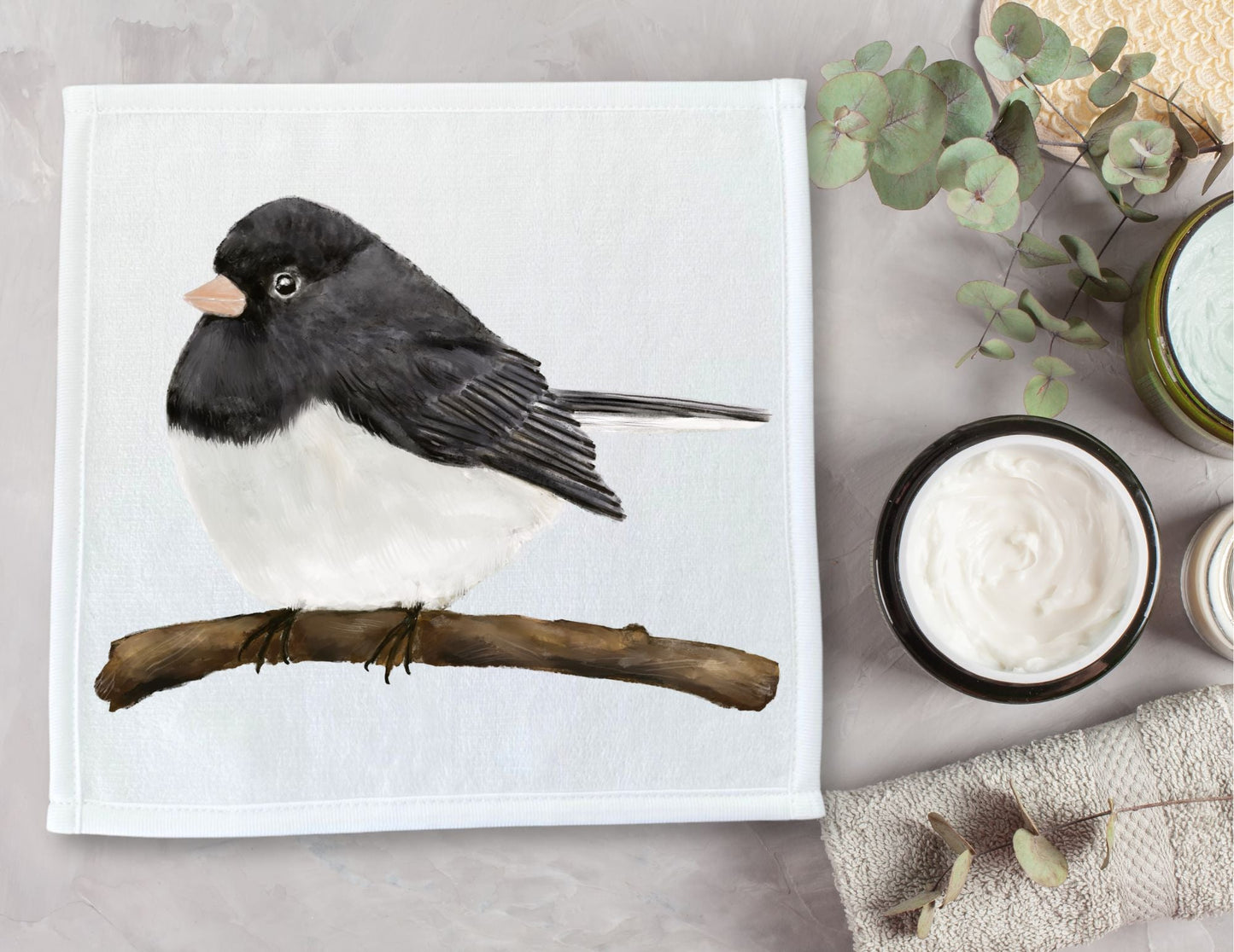 Junco Perched Washcloth – A Beautiful Gift for Bird Enthusiasts - MerikaArt