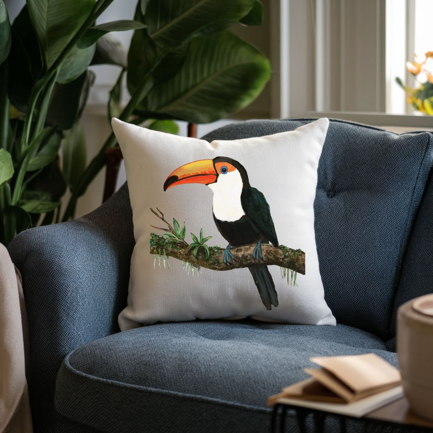 Toco Toucan Throw Pillow - MerikaArt