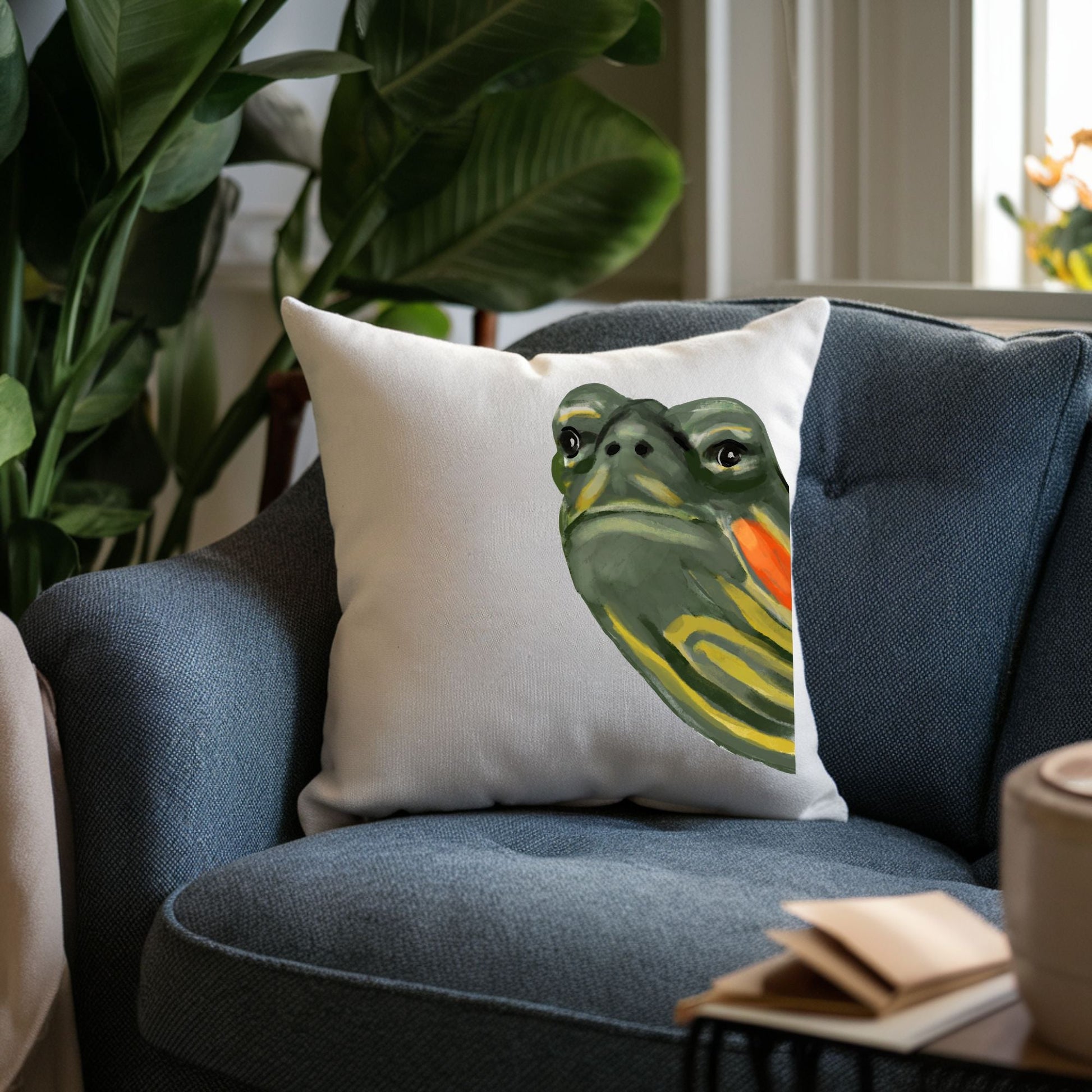 Turtle Pillow - MerikaArt