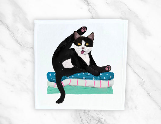 Tuxedo Cat Stretch Washcloth - MerikaArt